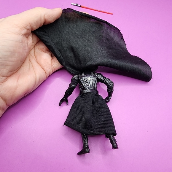 2004 Star Wars Darth Vader 4" Figure Hasbro w Red Lightsaber - Picture 5 of 7